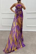 Vibrantes Drapiertes Kleid