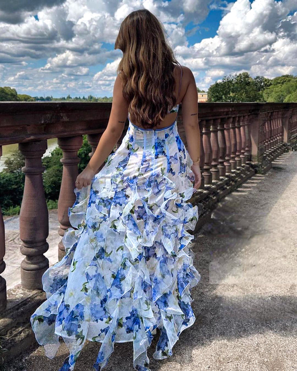 Uri | Midikleid mit Blumenmuster und Rüschen
