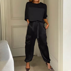 Averielle | Luxurious Two-Piece Fluid Set