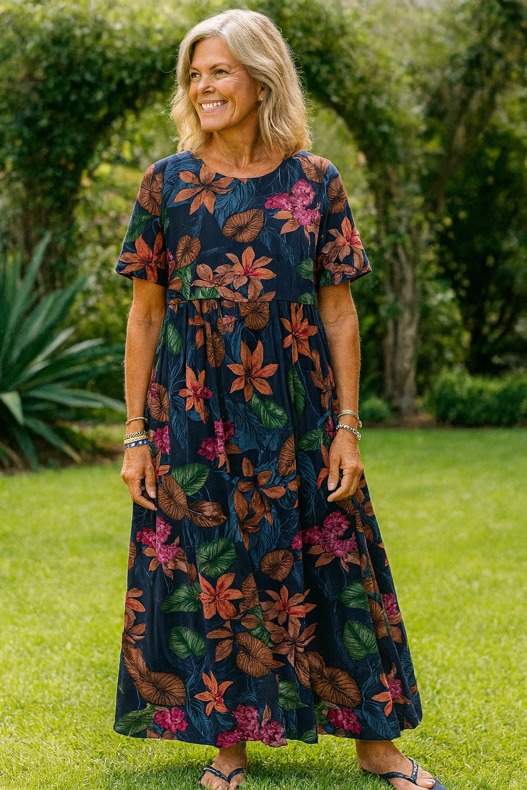Masie | Luftiges Blumen-Maxikleid