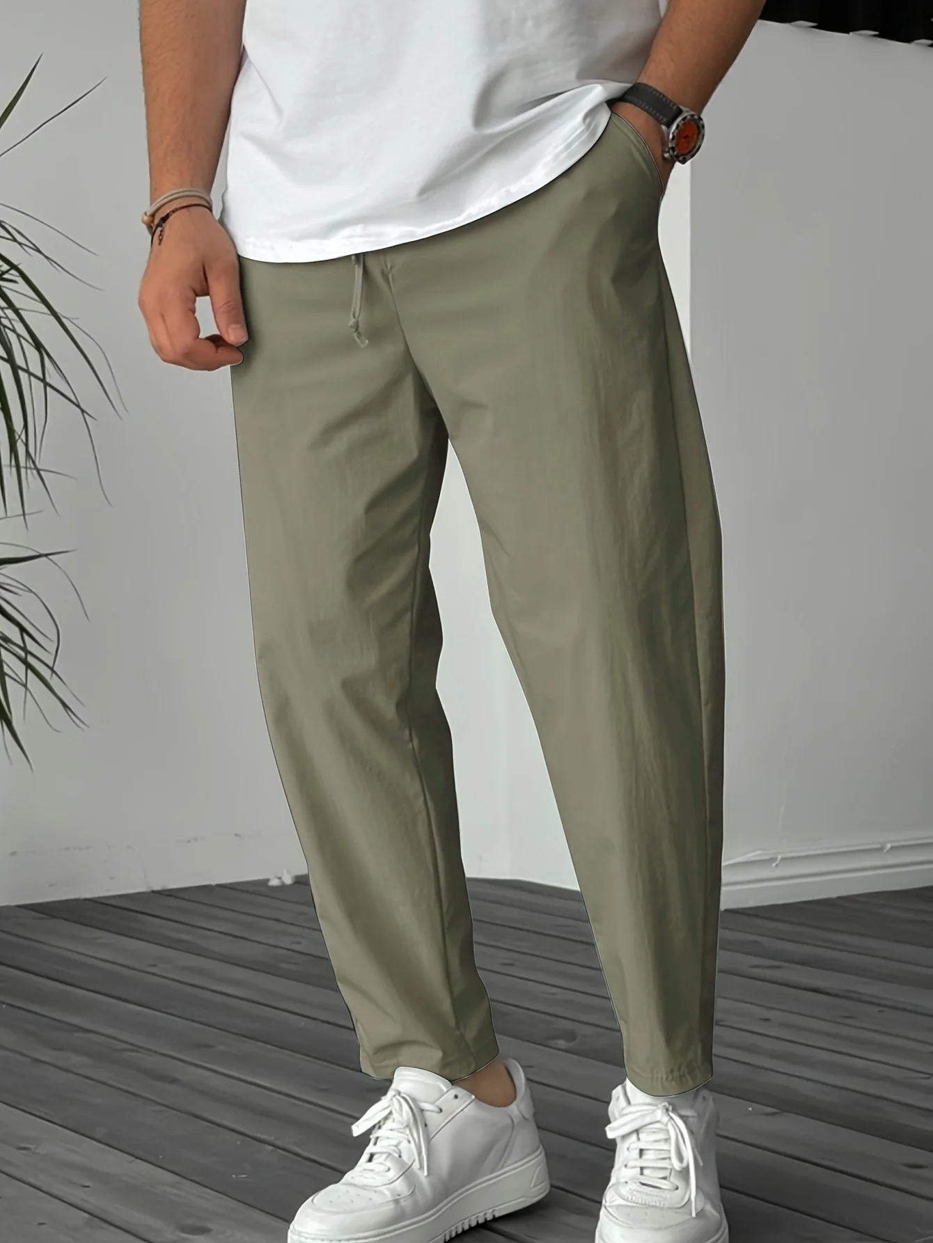 Oscar | Elegante Konisch Zulaufende Hose Mit Kordelzug