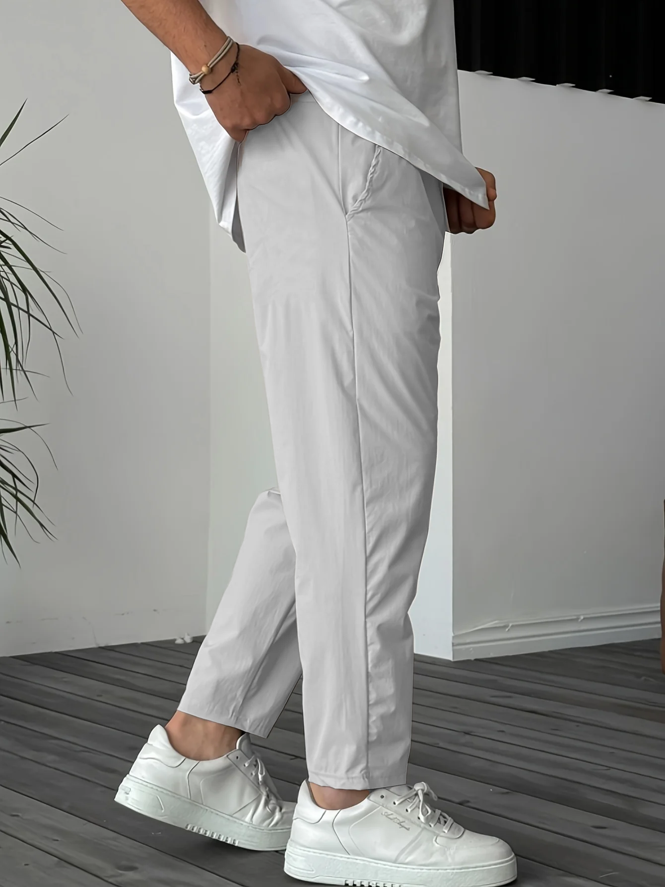 Oscar | Elegante Konisch Zulaufende Hose Mit Kordelzug