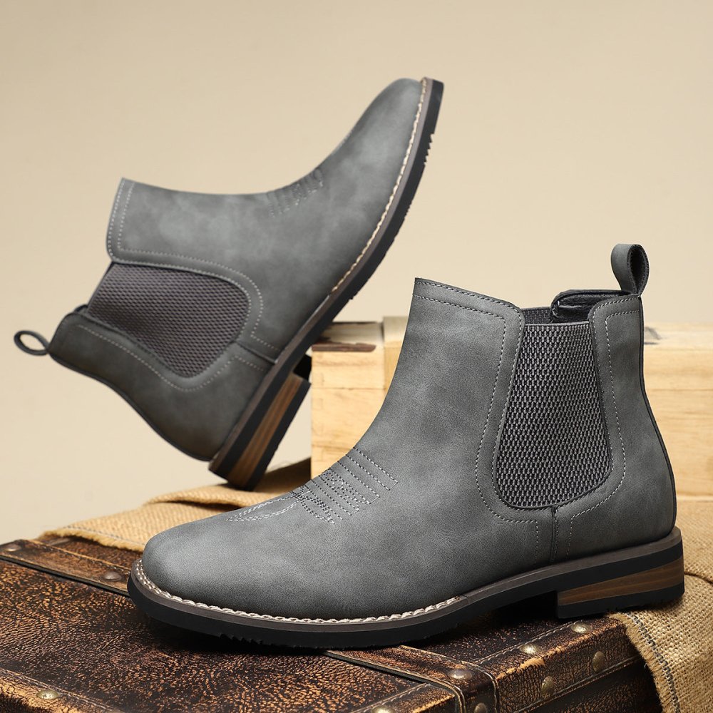 Mattis Boots | From Autumn Winds to Winter Rain