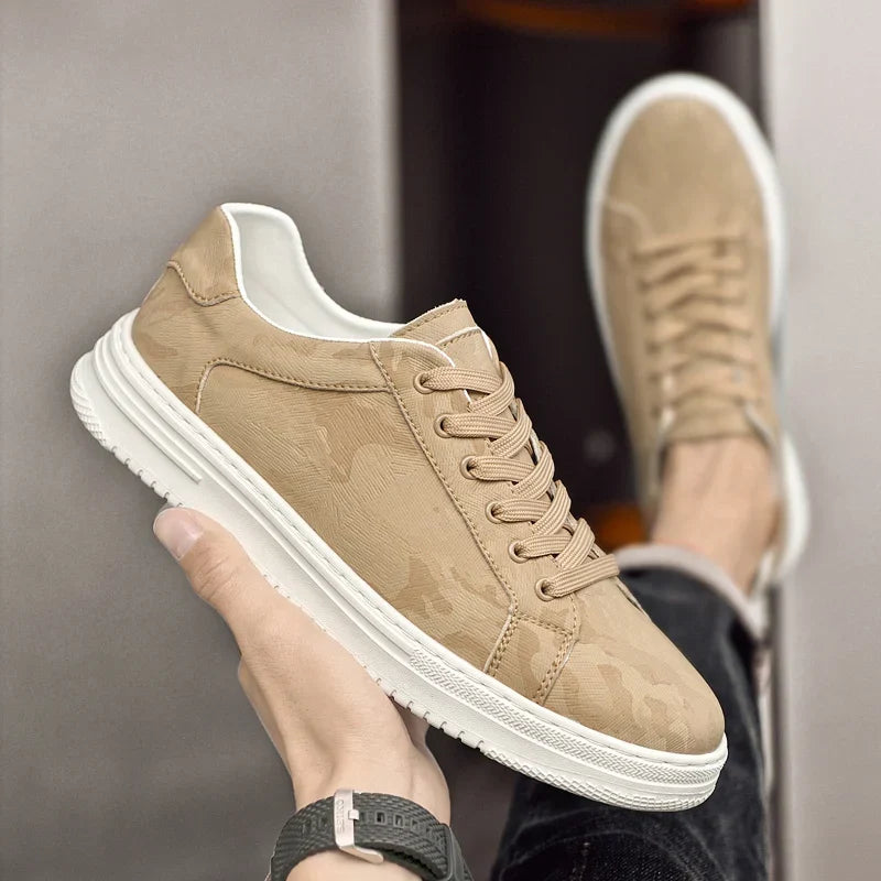 Cameron Leder Sneakers
