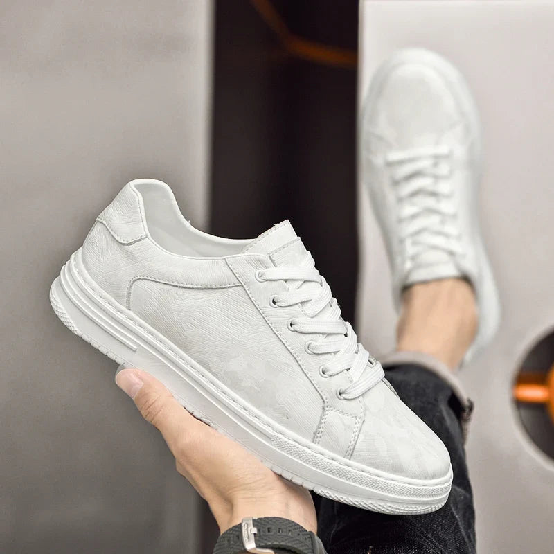 Cameron Leder Sneakers
