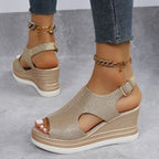 Maeve – Entspannte Keilsandalen