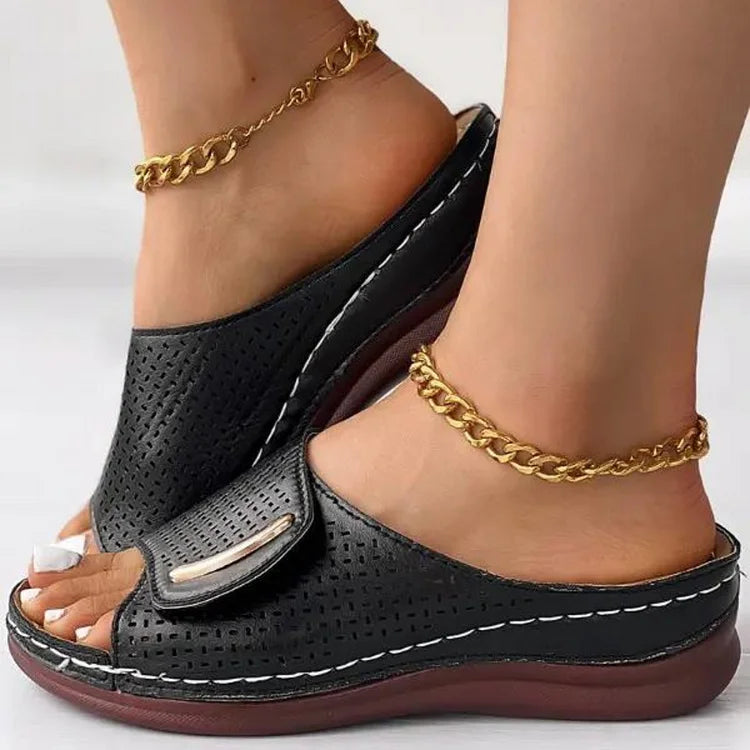 Joanna – Klassische Urban Sandalen