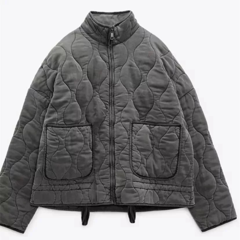 VEUGER MODEHOUS™ | Elegant. Warm. Bequem. Ihre neue Lieblingsjacke.